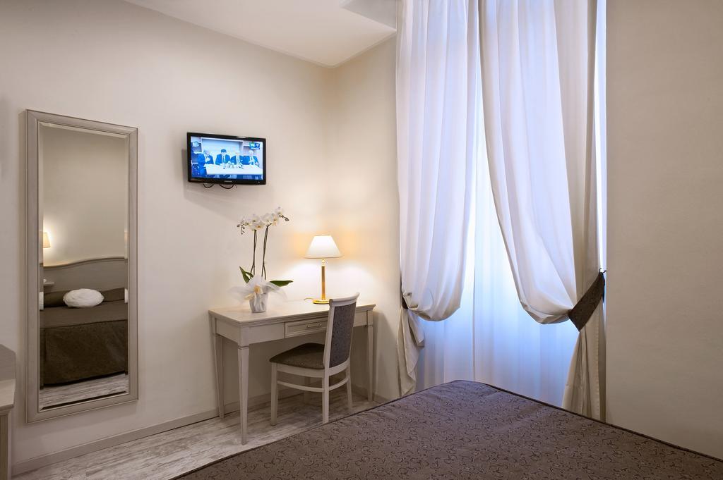 Hotel Cortese San Remo Habitación foto